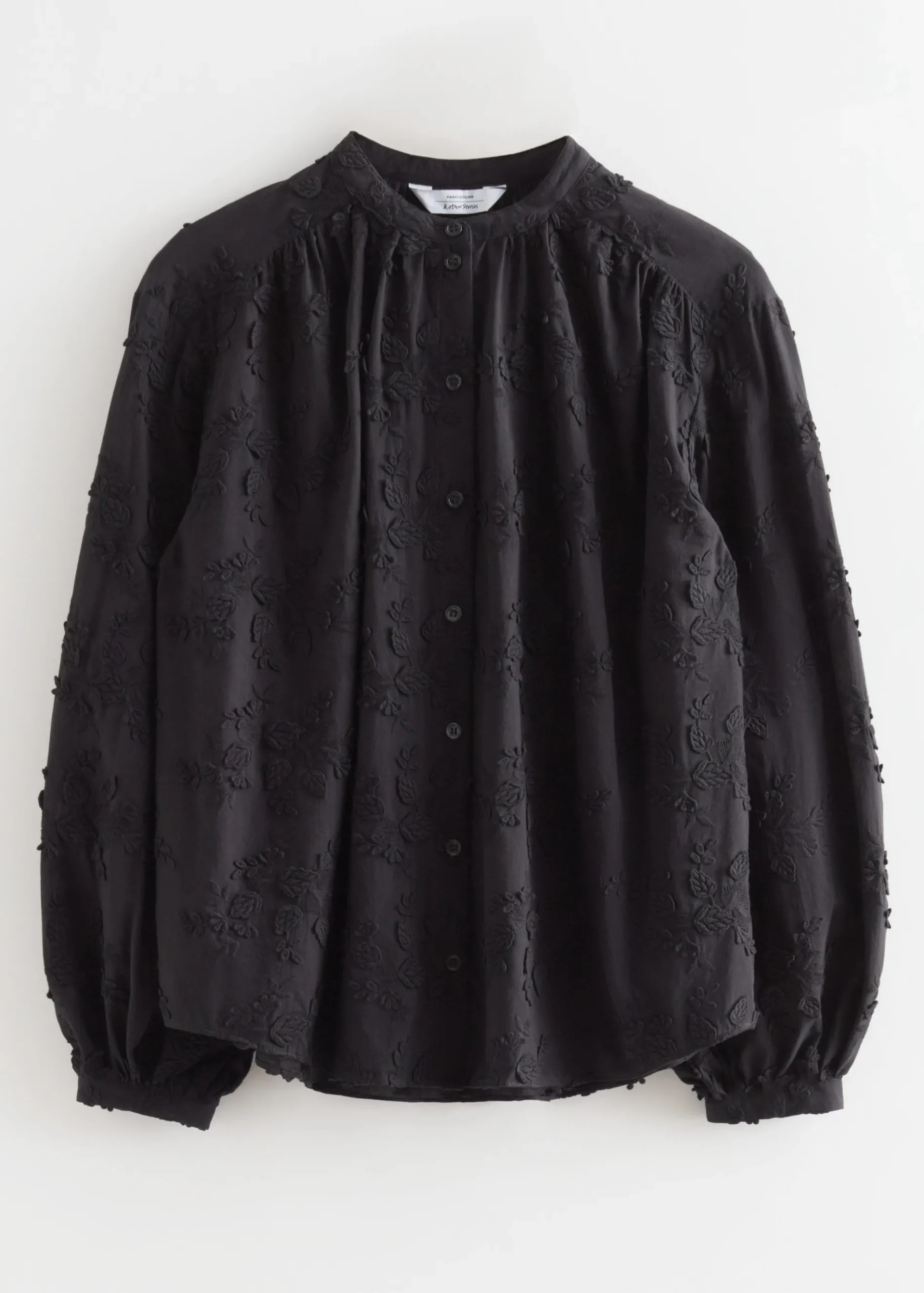 & Other Stories Voluminöse Bluse mit Blumenapplikation