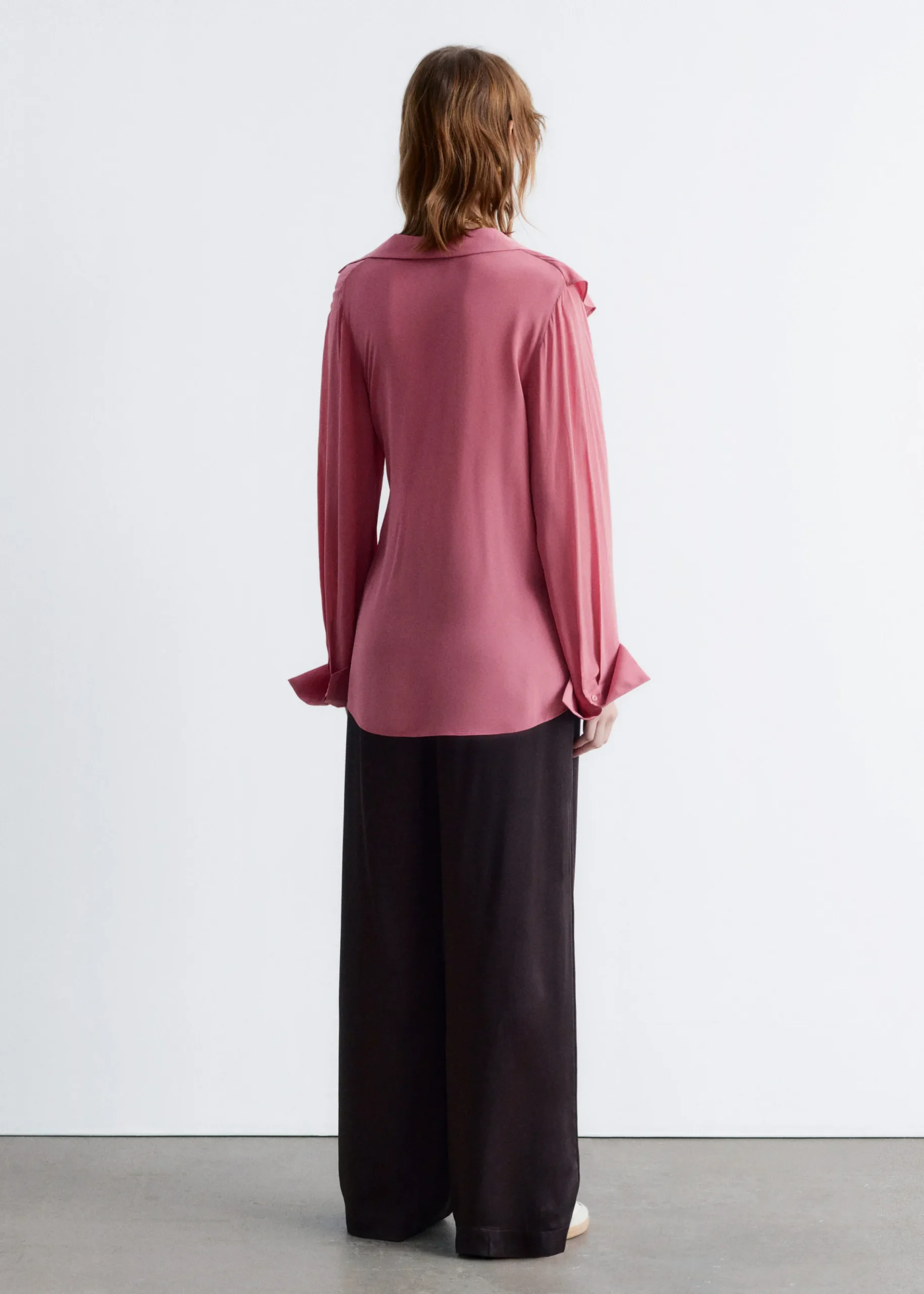 & Other Stories Wickelbluse mit Rüschen